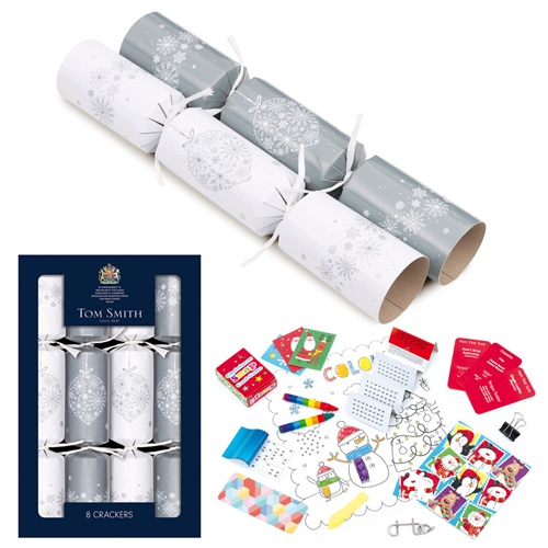 Tom Smith Christmas Crackers silver family 8st